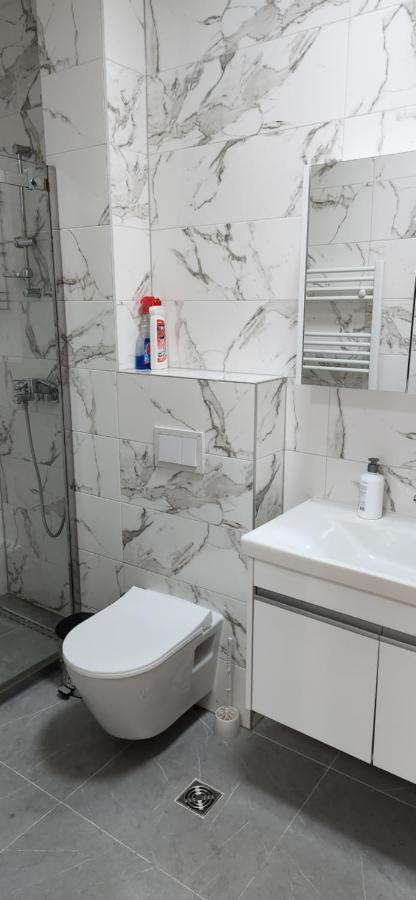 Brand New Two Bedroom And One Living Room Apartment In A Great Location! Sarajevo Exterior photo